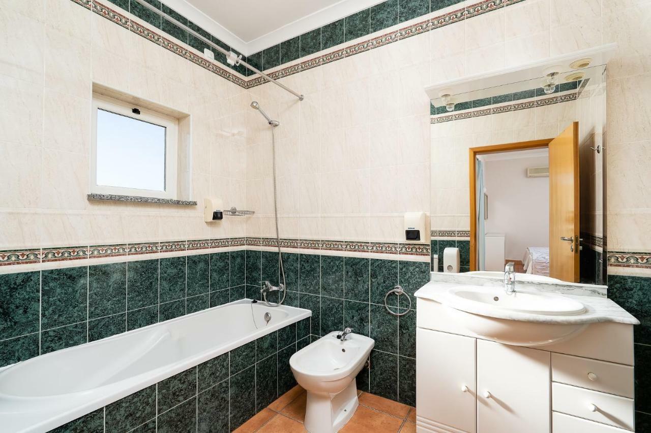 Vila Mos By Algarve Golden Properties Lagos Exteriör bild